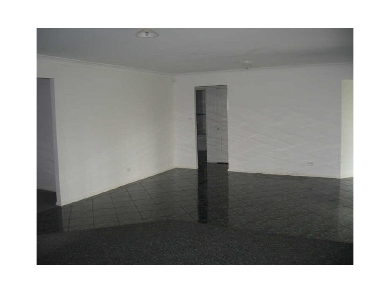 12a Lindsay Avenue, Smithfield NSW 2164