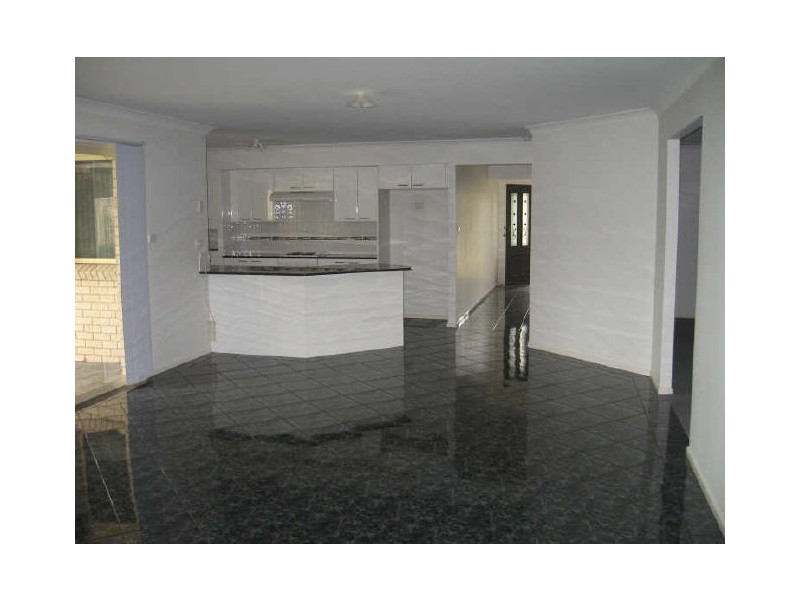 12a Lindsay Avenue, Smithfield NSW 2164