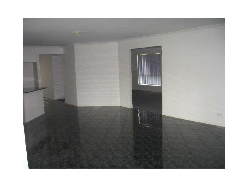 12a Lindsay Avenue, Smithfield NSW 2164