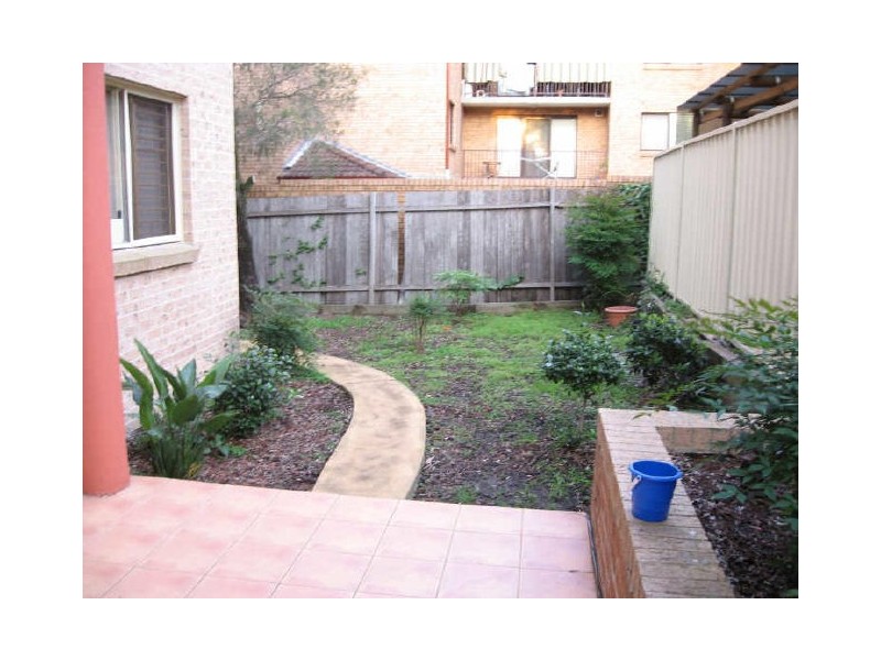 6/66 The Esplanade, Guildford NSW 2161