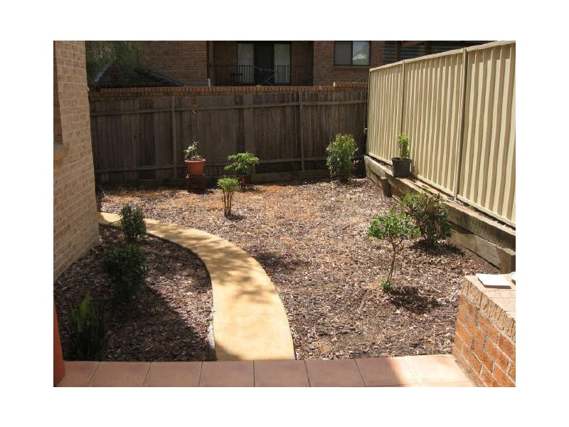 6/66 The Esplanade, Guildford NSW 2161