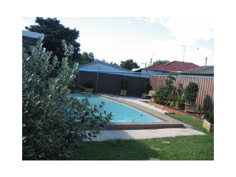 4 Parklea Parade, Canley Heights NSW 2166