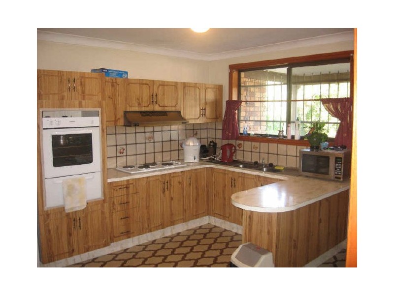 4 Kenny Place, Fairfield West NSW 2165