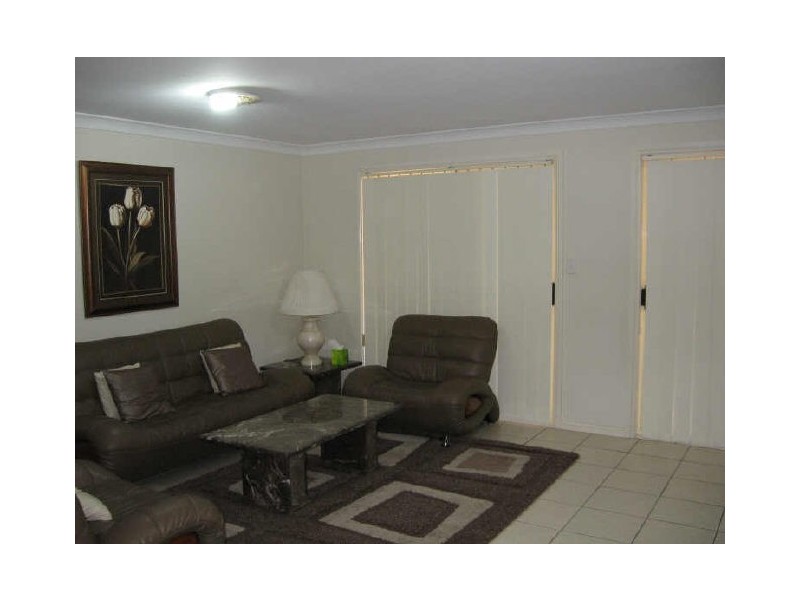 3/11 Greenfield Road, Greenfield Park NSW 2176