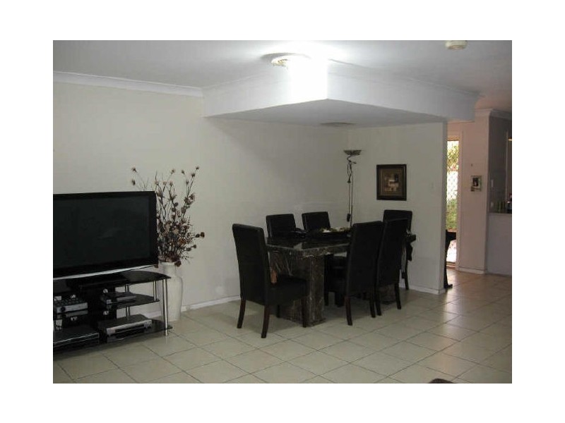 3/11 Greenfield Road, Greenfield Park NSW 2176