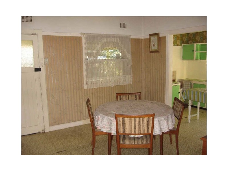 106 Hamilton Road, Fairfield NSW 2165