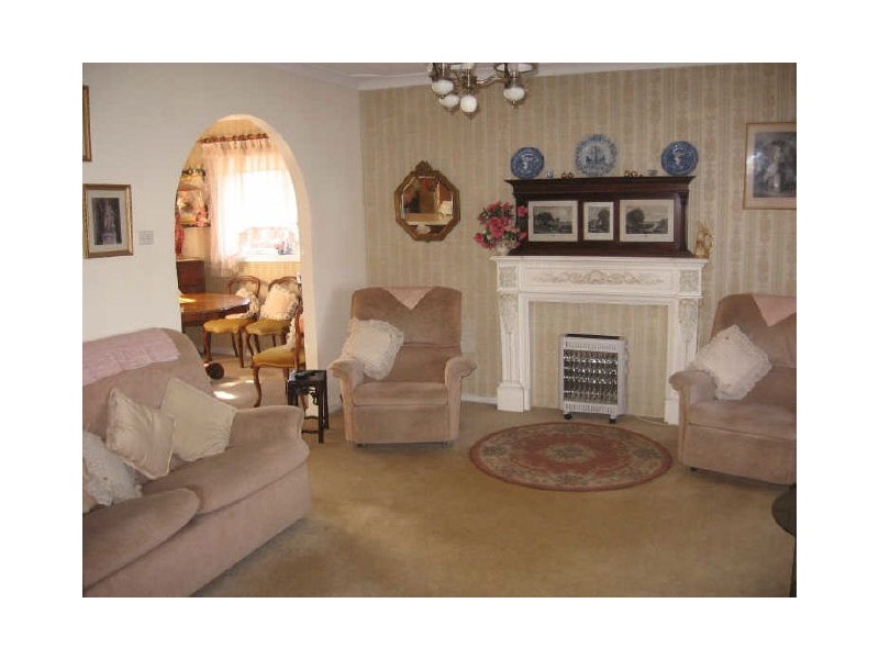 41 Kambala Crescent, Fairfield West NSW 2165