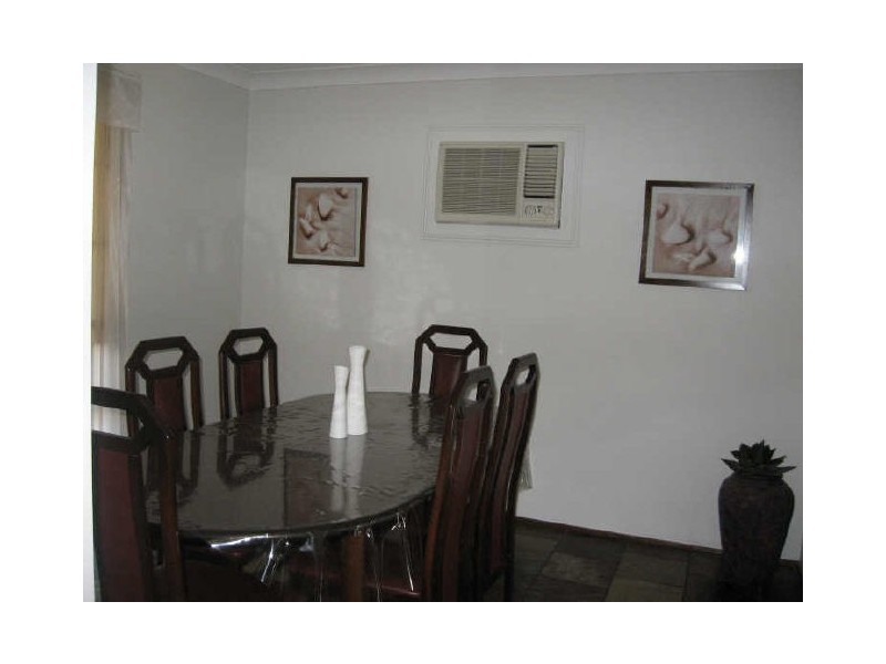 9 Grevillea Close, Bossley Park NSW 2176