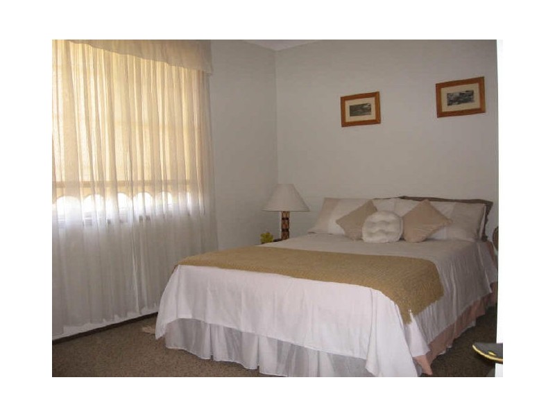 9 Grevillea Close, Bossley Park NSW 2176