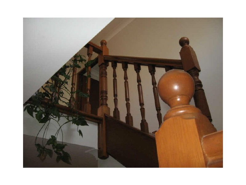 9 Grevillea Close, Bossley Park NSW 2176