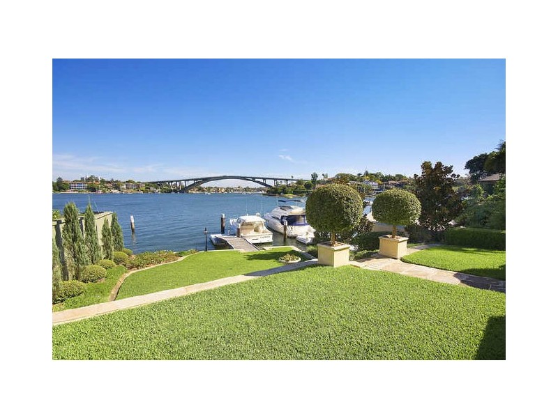 23 Lyndhurst Crescent, Hunters Hill NSW 2110