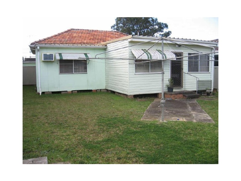 80 Torrens Street, Canley Heights NSW 2166