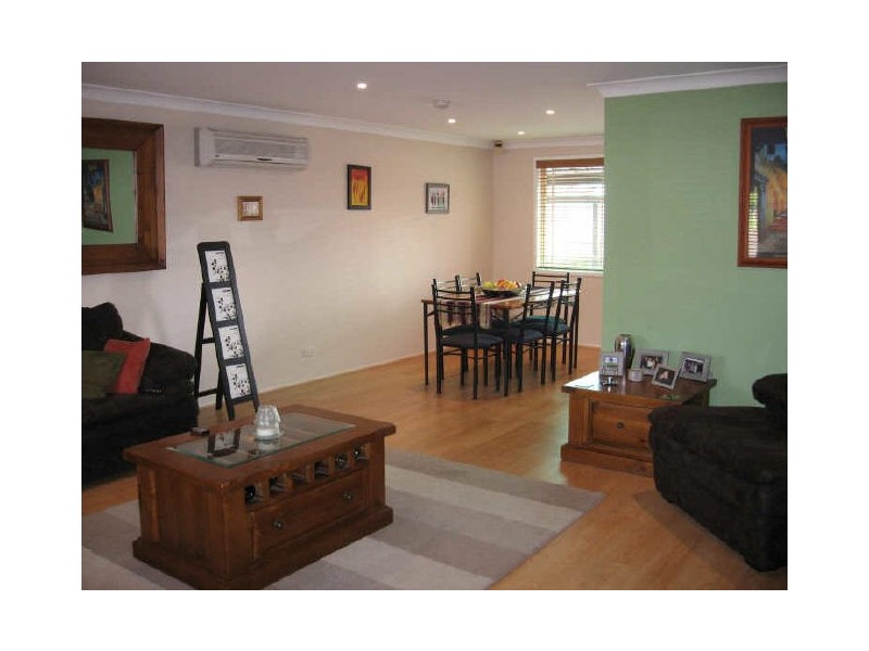 14 Derwent Place, Bossley Park NSW 2176