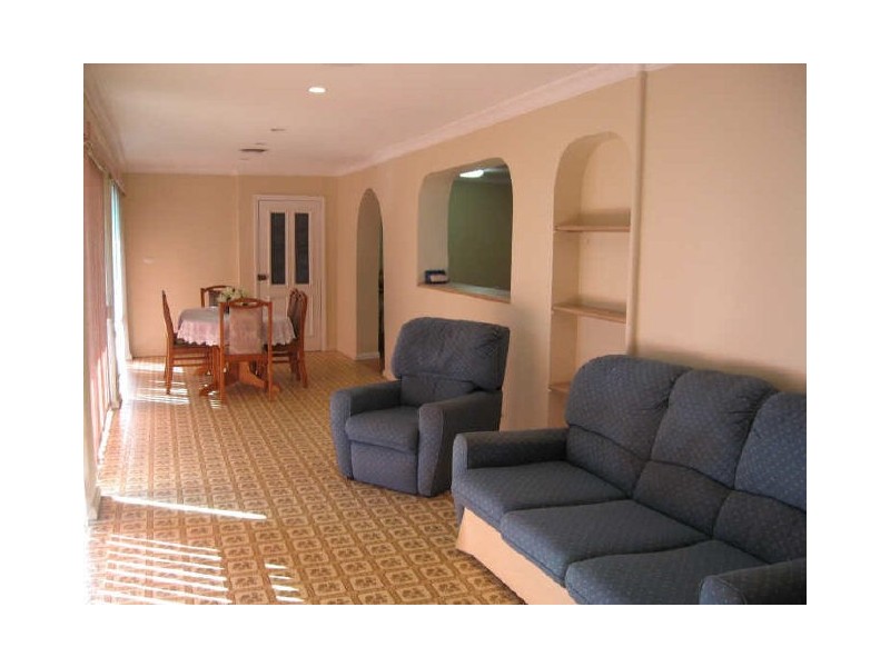 1 Hamersley Street, Fairfield West NSW 2165