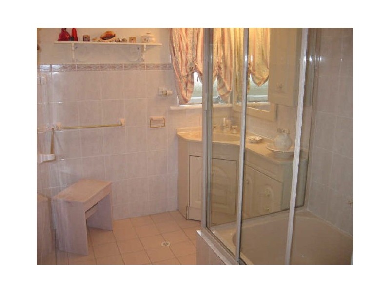 2 Rosford Street, Smithfield NSW 2164