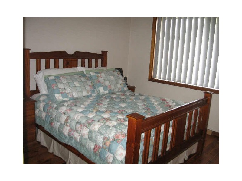 15 Cambewarra Road, Fairfield West NSW 2165