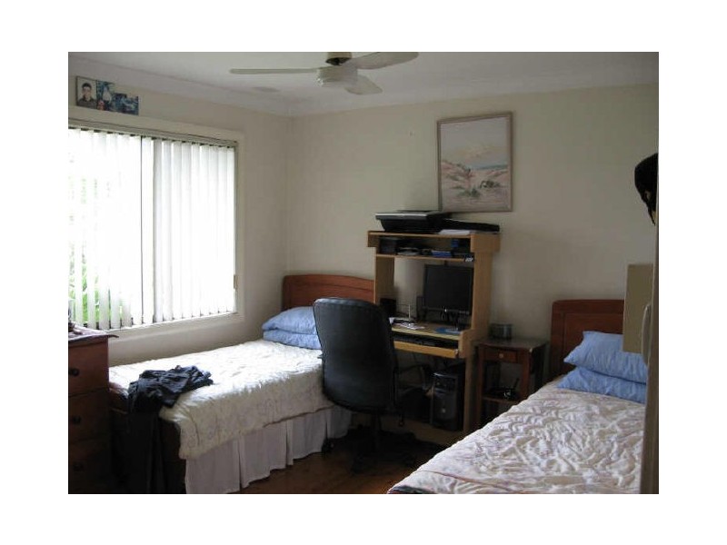 6 Daley Place, Fairfield West NSW 2165