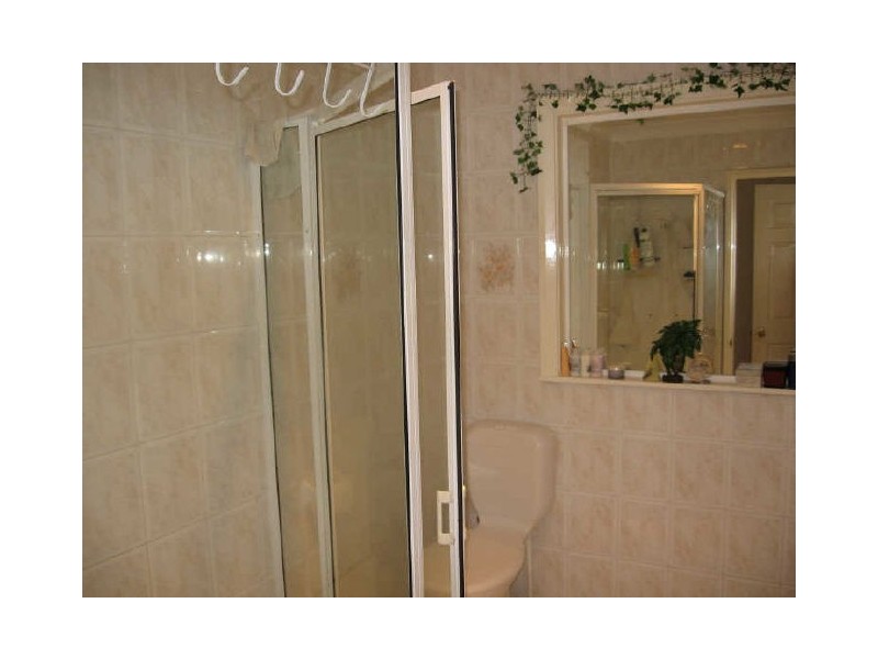 6 Daley Place, Fairfield West NSW 2165