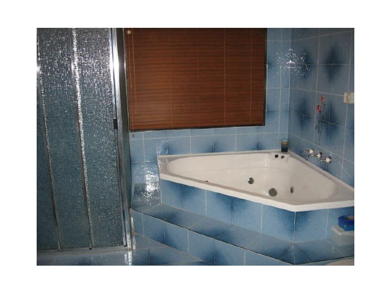 25 Swan Road, Edensor Park NSW 2176