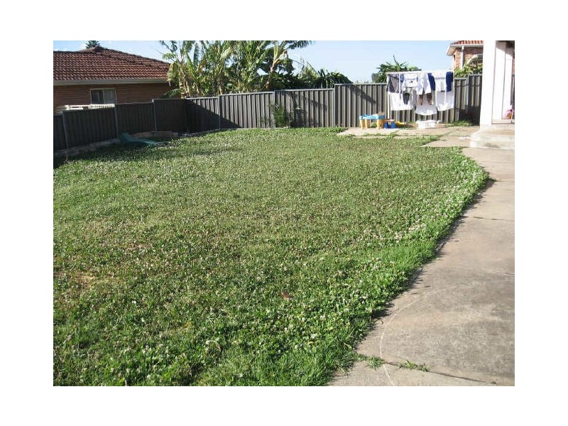 25 Swan Road, Edensor Park NSW 2176