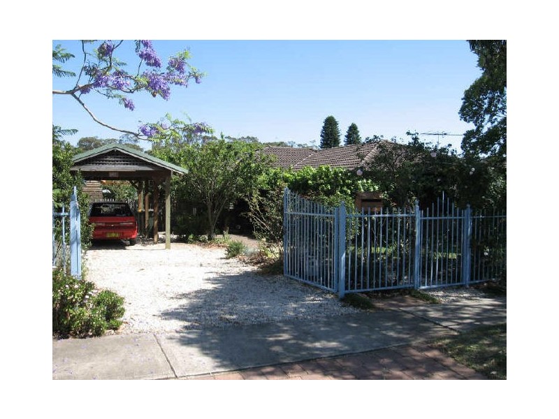109 Melbourne Road, St Johns Park NSW 2176