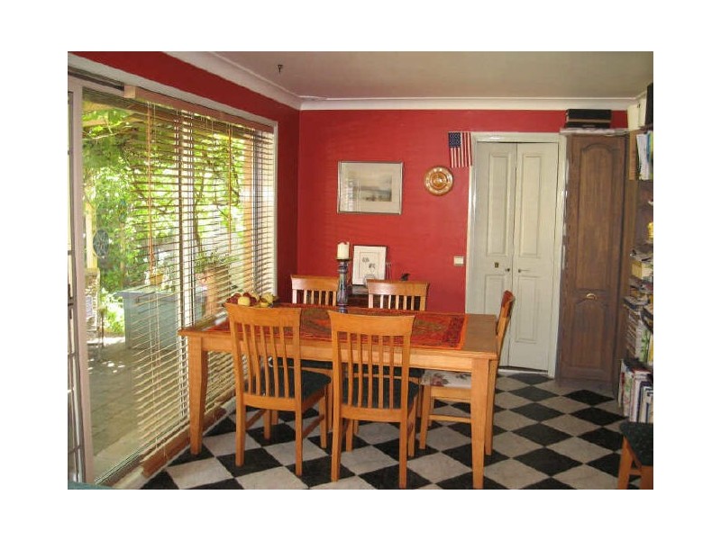 109 Melbourne Road, St Johns Park NSW 2176