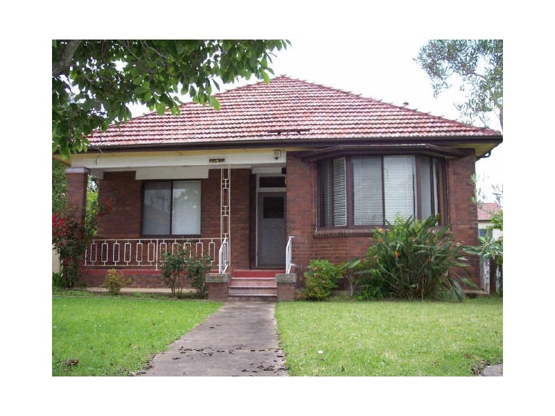 22 Riverview Road, Fairfield NSW 2165