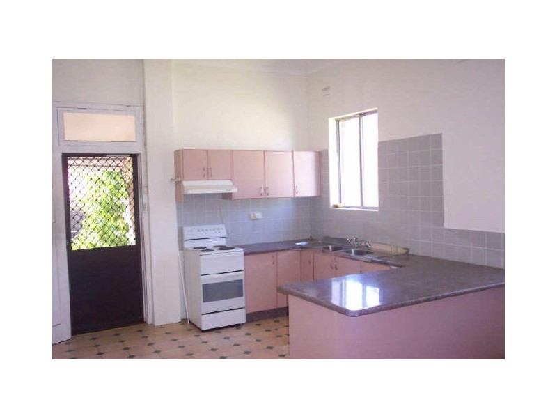 22 Riverview Road, Fairfield NSW 2165