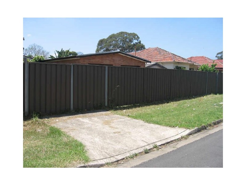 Fairfield East NSW 2165
