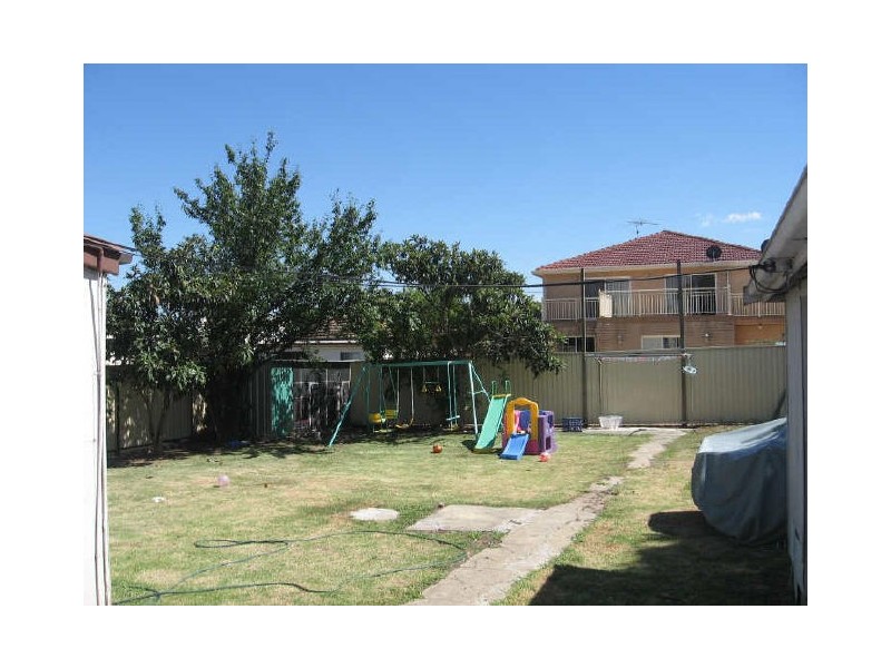 102 Orchardleigh Street, Guildford NSW 2161