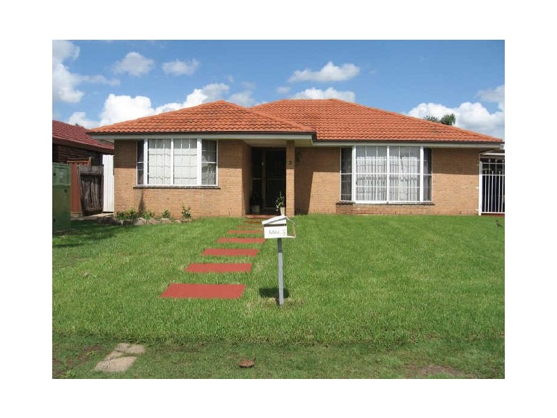 5 Mohawk Crescent, Greenfield Park NSW 2176