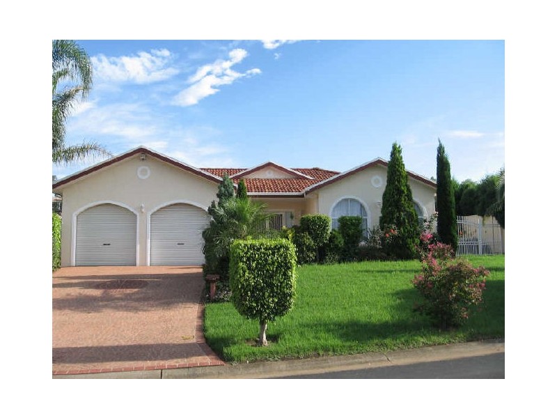 16 Nicholas Crescent, Cecil Hills NSW 2171