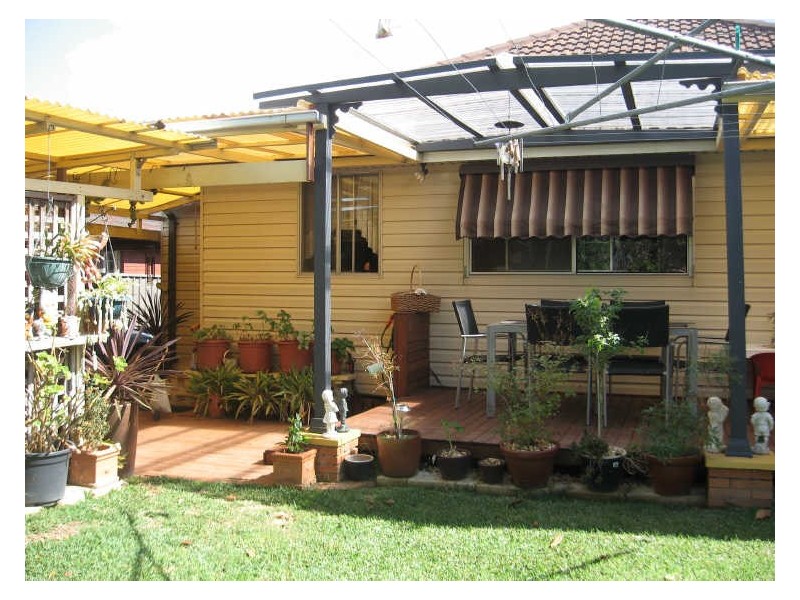 11 Grenada Street, Fairfield West NSW 2165