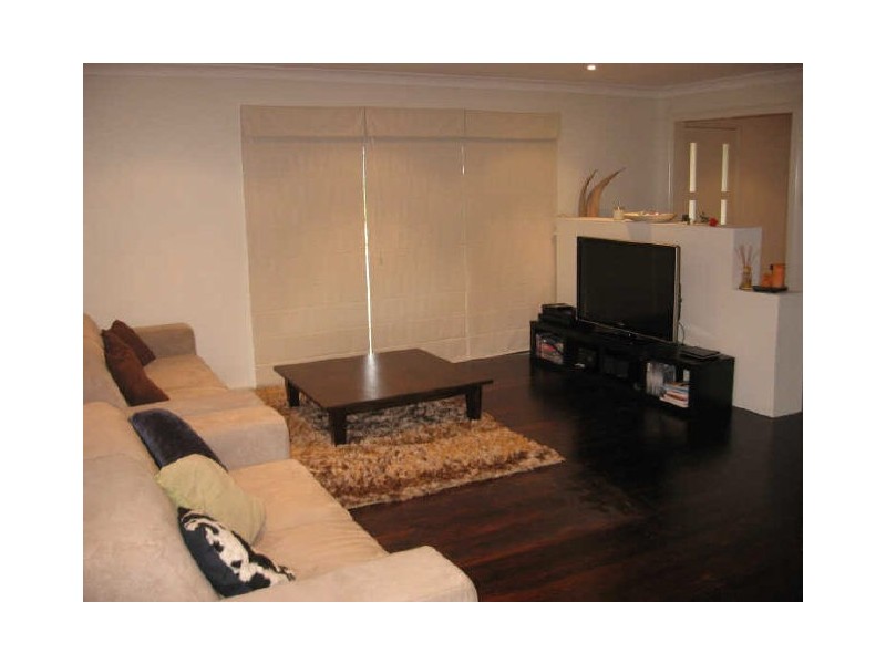 3 Cowan Place, Prairiewood NSW 2176