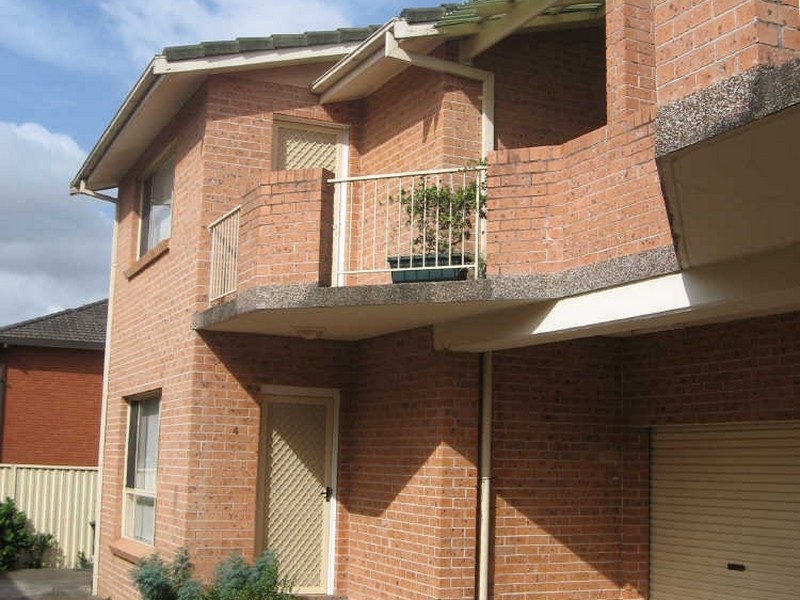 4/57 Nelson Street, Fairfield NSW 2165