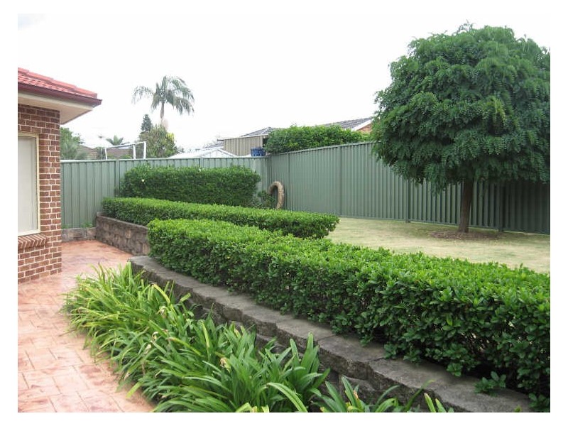 67 Brisbane Road, St Johns Park NSW 2176
