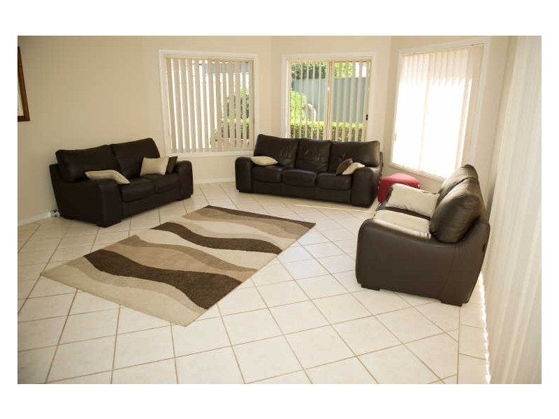 67 Brisbane Road, St Johns Park NSW 2176