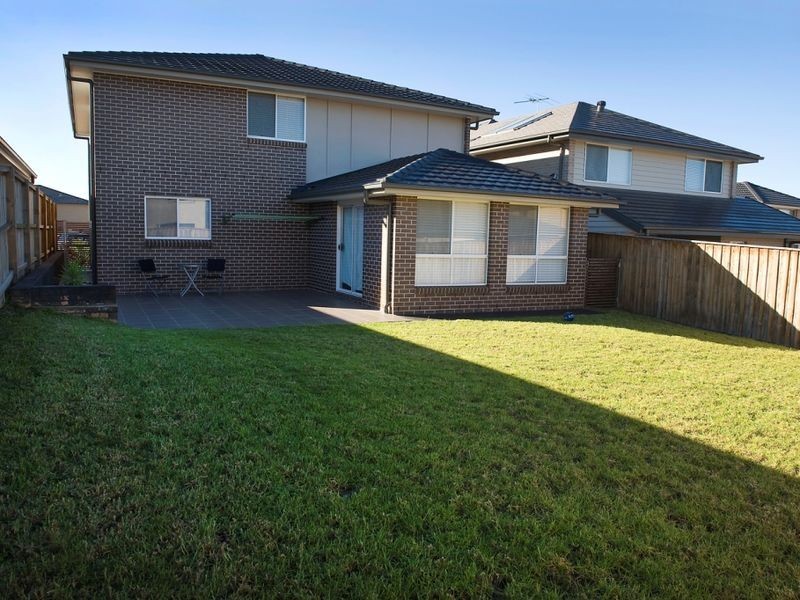 17 Cadman Avenue, West Hoxton NSW 2171