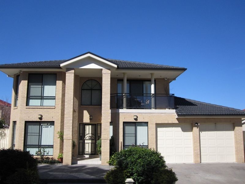 13 Currey Place, Fairfield West NSW 2165