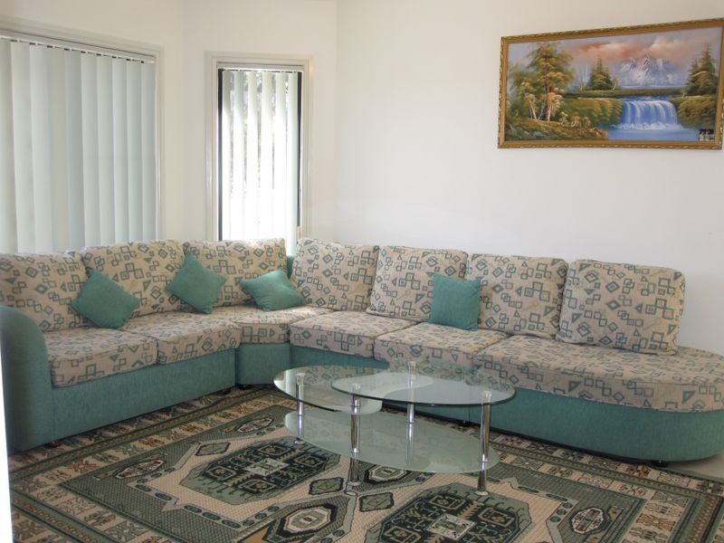 13 Currey Place, Fairfield West NSW 2165