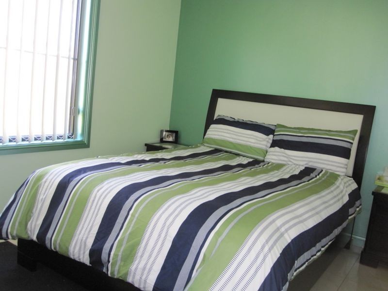 13 Currey Place, Fairfield West NSW 2165