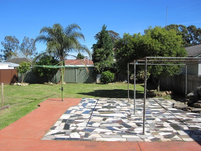 13 Webster Road, Lurnea NSW 2170