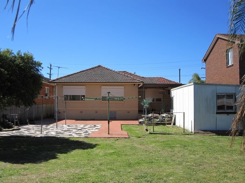 13 Webster Road, Lurnea NSW 2170