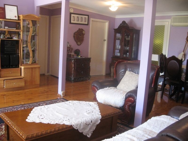 19 Orchard Road, Fairfield NSW 2165