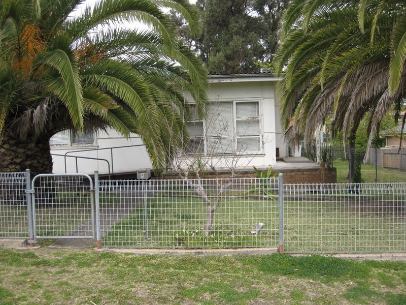 6 Lindsay Avenue, Smithfield NSW 2164