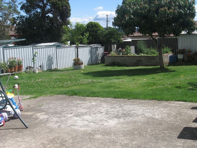 35 Rowley, Smithfield NSW 2164