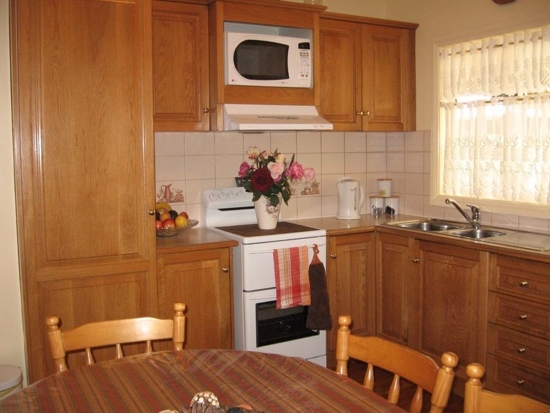 3 Cambewarra Road, Fairfield West NSW 2165