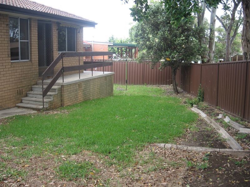 1 Hyacinth Street, Greystanes NSW 2145