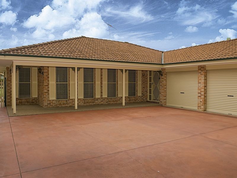 4 Perceval Close, Abbotsbury NSW 2176