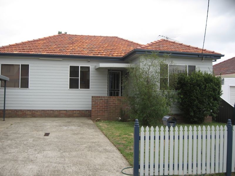 16 Linda Street, Fairfield Heights NSW 2165